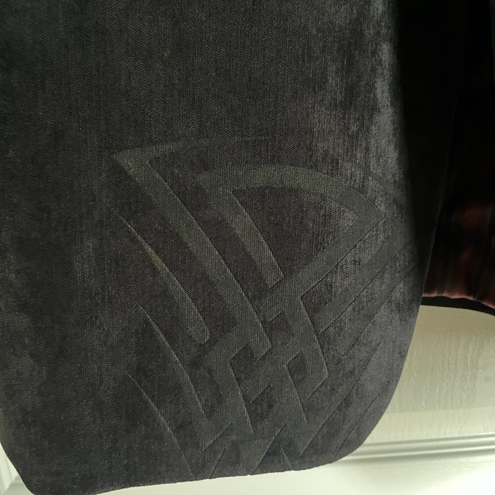 Black & Red Inserch Jacket - Picture 2 of 6